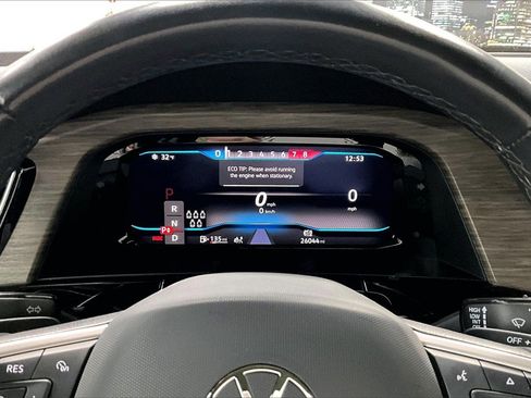 Used 2024 Volkswagen Atlas SEL Premium R-Line image 13