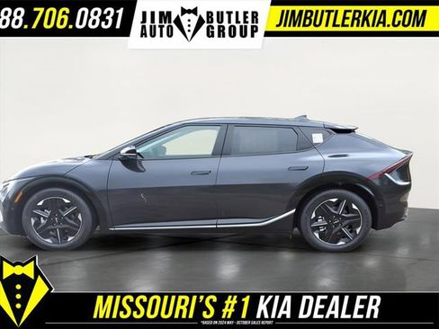 New 2025 Kia EV6 Wind image 2