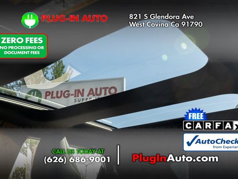 Used 2023 Subaru Solterra AWD image 2