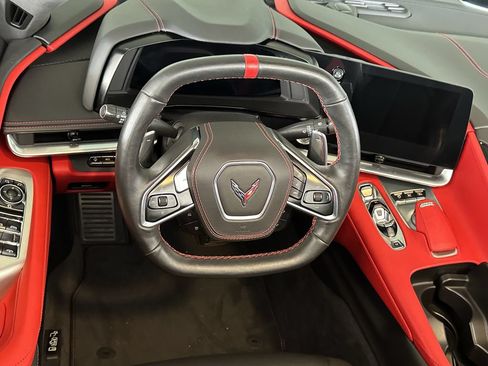 Used 2023 Chevrolet Corvette Stingray Premium Conv w/ Z51 Performance Package RWD image 19