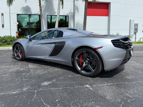 Used 2015 McLaren 650S Spider RWD image 53