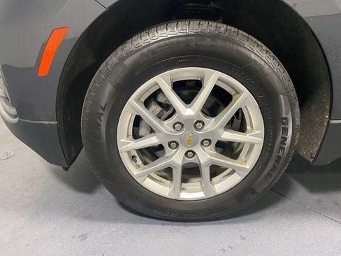 Used 2022 Chevrolet Equinox LS image 13