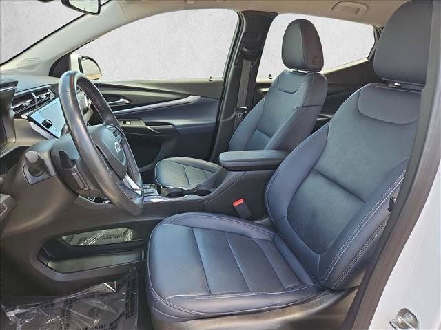 Certified 2023 Chevrolet Bolt EUV LT w/ Convenience Package FWD image 22