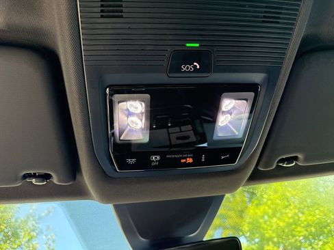 New 2026 Volkswagen Atlas Cross Sport SE image 42