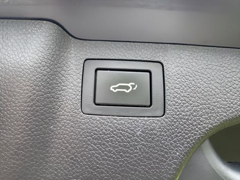 Used 2015 Hyundai Santa Fe Sport 2.0T w/ Option Group 05 AWD/4WD image 12