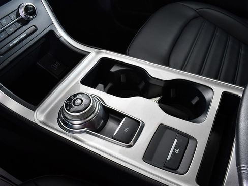 Used 2024 Ford Edge SEL w/ Convenience Package image 31