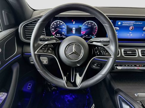Used 2025 Mercedes-Benz GLE 450 4MATIC image 11
