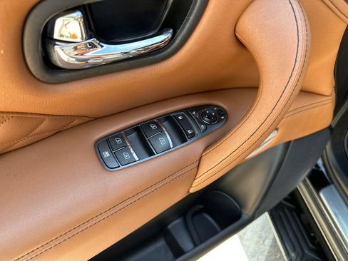 Used 2021 INFINITI QX80 Sensory w/ All-Season Package AWD/4WD image 21