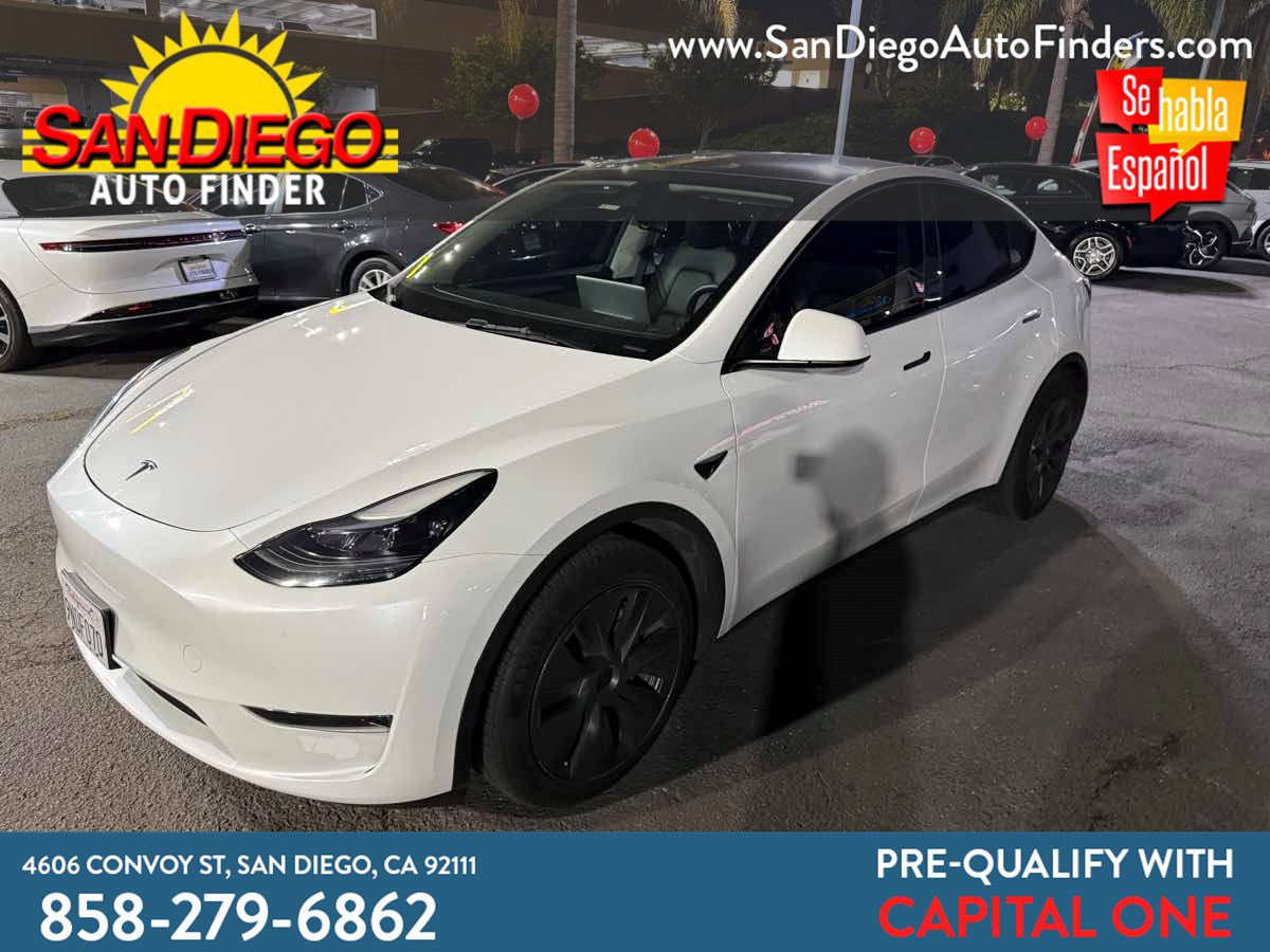 Used 2024 Tesla Model Y 2WD image 1