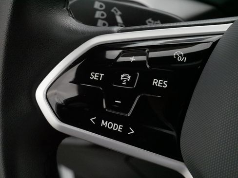 Certified 2023 Volkswagen ID.4 Pro S AWD/4WD image 25