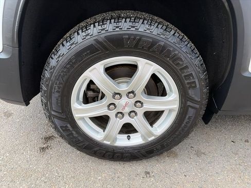 Used 2019 GMC Acadia SLE AWD/4WD image 16