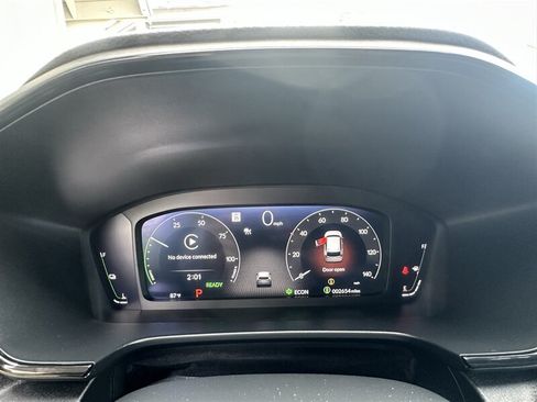 Used 2026 Honda CR-V TrailSport image 17