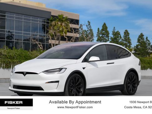 Used 2023 Tesla Model X Plaid image 4