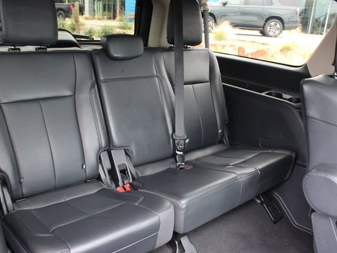 Used 2024 Ford Expedition Max XLT RWD image 27