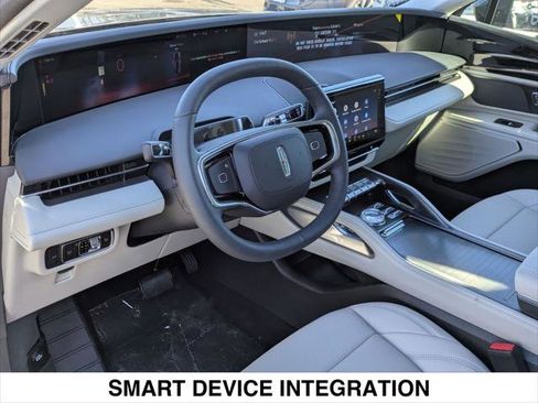 New 2026 Lincoln Nautilus Premier image 8