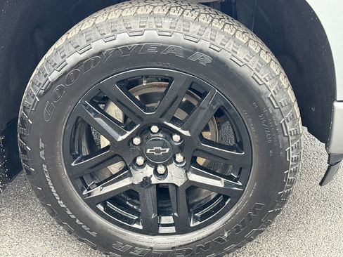 Used 2024 Chevrolet Silverado 1500 RST w/ Convenience Package II AWD/4WD image 9