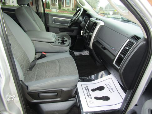 Used 2017 RAM 1500 Lone Star RWD image 18