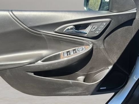 Used 2024 Chevrolet Malibu LT FWD image 17