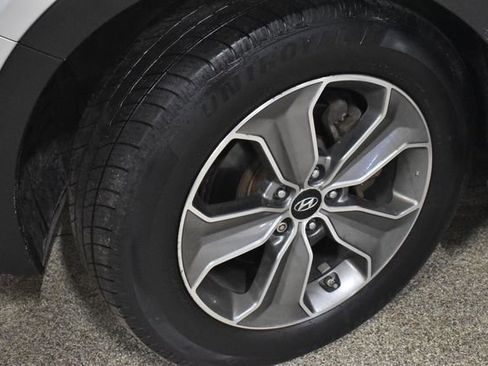 Used 2013 Hyundai Santa Fe GLS w/ Popular Equipment Pkg image 10