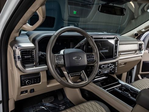 Used 2026 Ford F250 Platinum w/ Platinum Plus Package AWD/4WD image 17