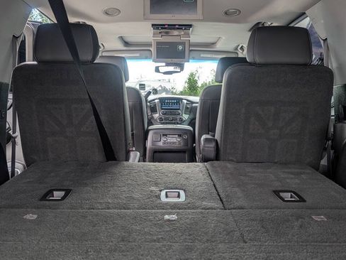 Used 2019 Chevrolet Suburban Premier AWD/4WD image 29