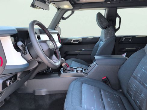 New 2026 Ford Bronco Heritage Edition AWD/4WD image 9