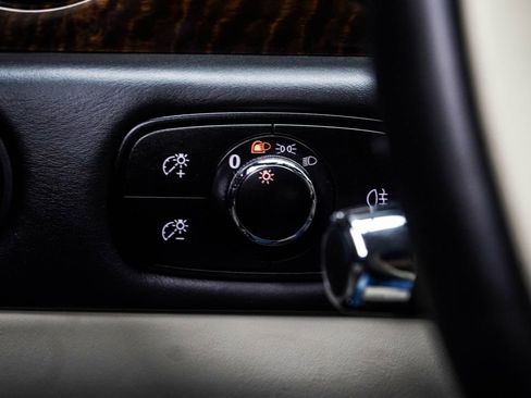Used 2018 Bentley Flying Spur S V8 AWD/4WD image 34