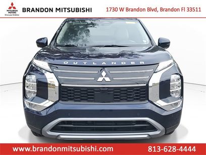 New 2025 Mitsubishi Outlander SE