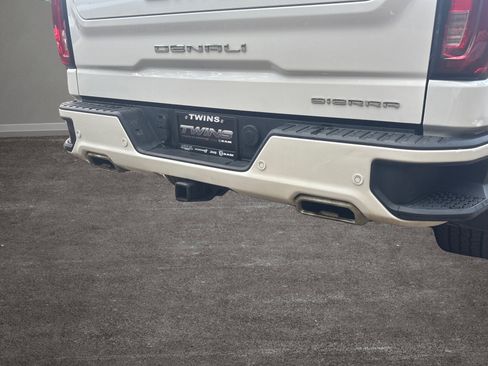 Used 2022 GMC Sierra 1500 Denali w/ Denali Premium Package image 33