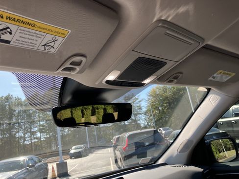 Certified 2025 Honda Pilot EX-L image 29