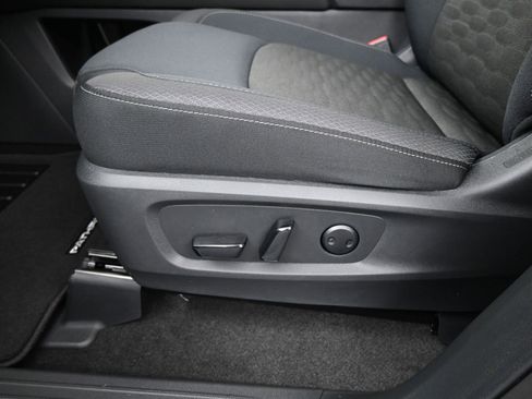 New 2026 Nissan Pathfinder SV image 10