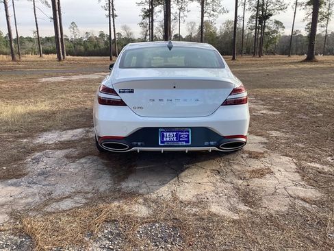 Used 2025 Genesis G70 2.5T image 4