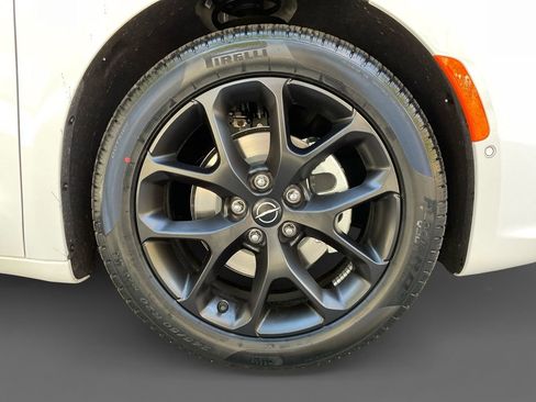 New 2026 Chrysler Pacifica Select w/ S Appearance Package image 16