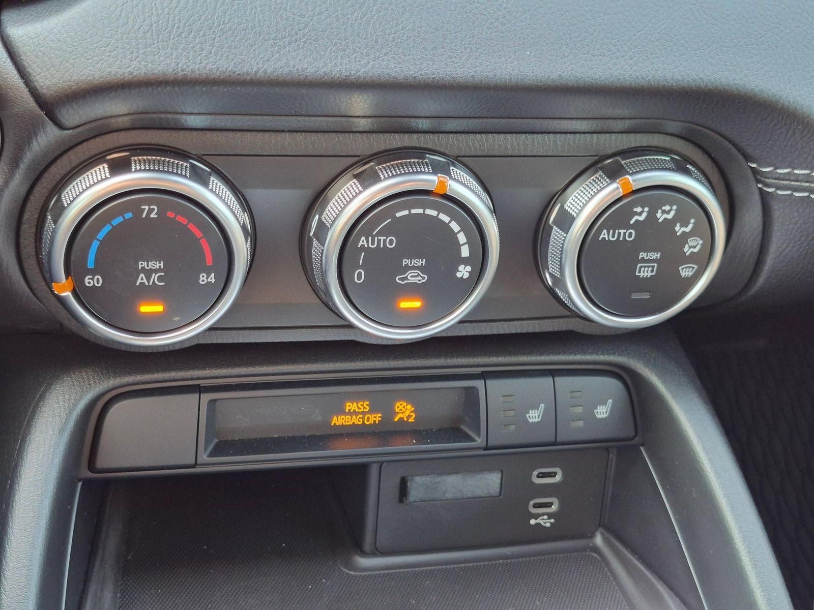Used 2025 MAZDA MX-5 Miata Grand Touring w/ Weather Package RWD image 24