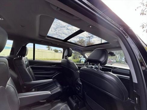 Certified 2021 Jeep Grand Cherokee L Limited AWD/4WD image 39