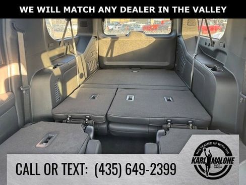 New 2025 Chevrolet Suburban Premier w/ Sun And Tow Package AWD/4WD image 22