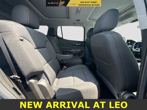 Used 2023 GMC Acadia SLE w/ Driver Convenience Package image 29