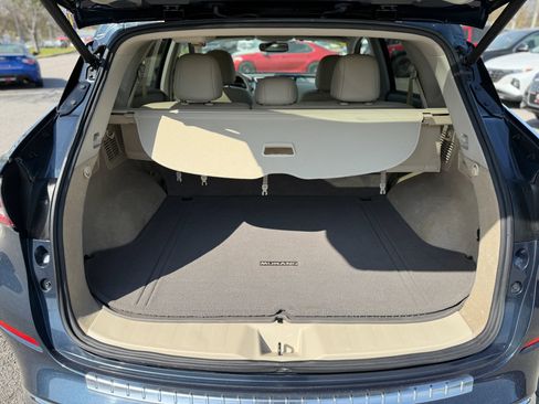 Used 2018 Nissan Murano SL w/ Moonroof Package FWD image 10