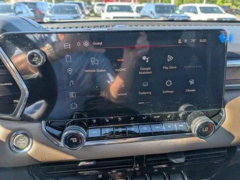 New 2026 GMC Canyon Denali AWD/4WD image 17