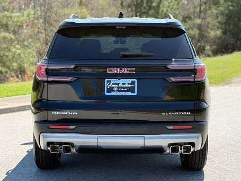 New 2026 GMC Acadia Elevation image 11