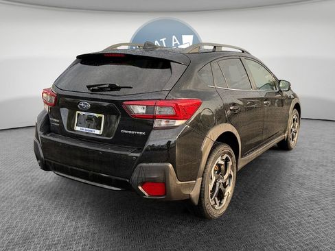 Used 2021 Subaru Crosstrek 2.5i Limited w/ Moonroof Package 1 AWD/4WD image 3