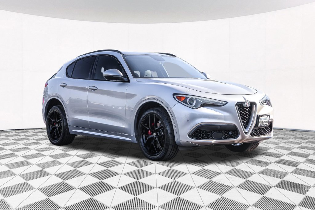 Used 2018 Alfa Romeo Stelvio Ti Sport AWD/4WD image 13