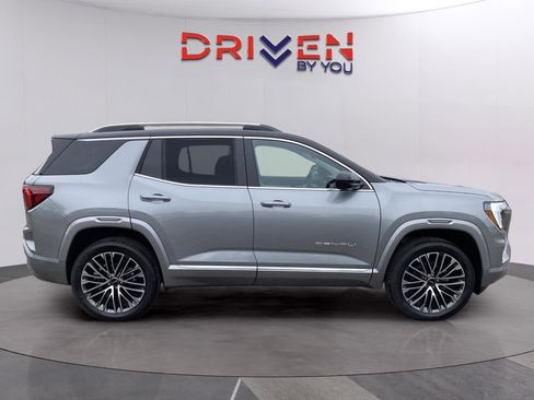 New 2026 GMC Terrain Denali w/ LPO, Floor Liner Package AWD/4WD image 6