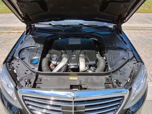 Used 2015 Mercedes-Benz S 550 Sedan image 44