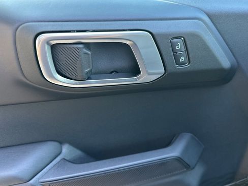 New 2025 Ford Bronco Outer Banks AWD/4WD image 8