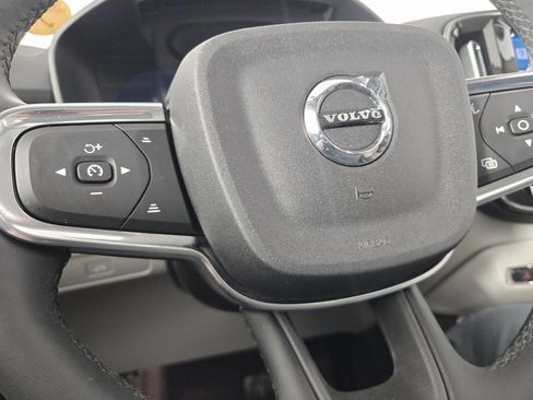 Certified 2023 Volvo XC40 B5 Plus w/ Driver Assist Package image 25