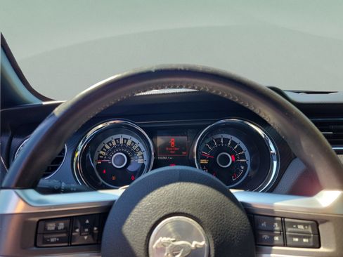 Used 2013 Ford Mustang GT Premium RWD image 24