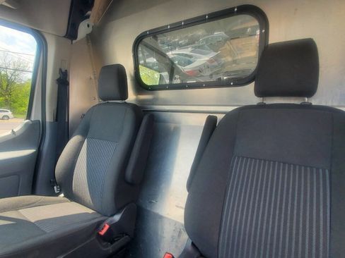 Used 2019 Ford Transit 250 148 Medium Roof RWD image 27