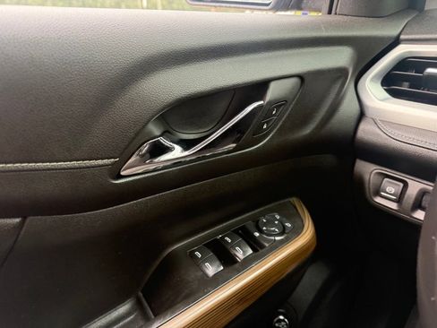 Used 2019 GMC Acadia SLE w/ Driver Alert Package I AWD/4WD image 27