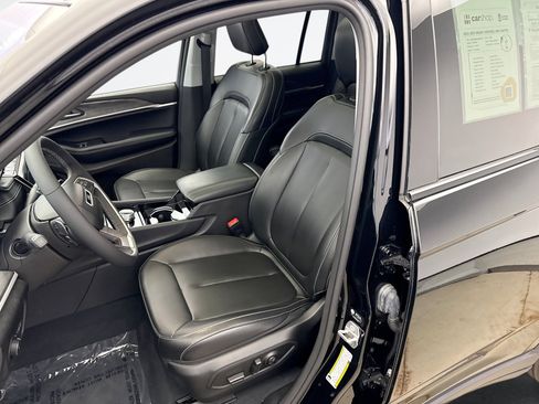 Used 2023 Jeep Grand Cherokee Limited AWD/4WD image 11